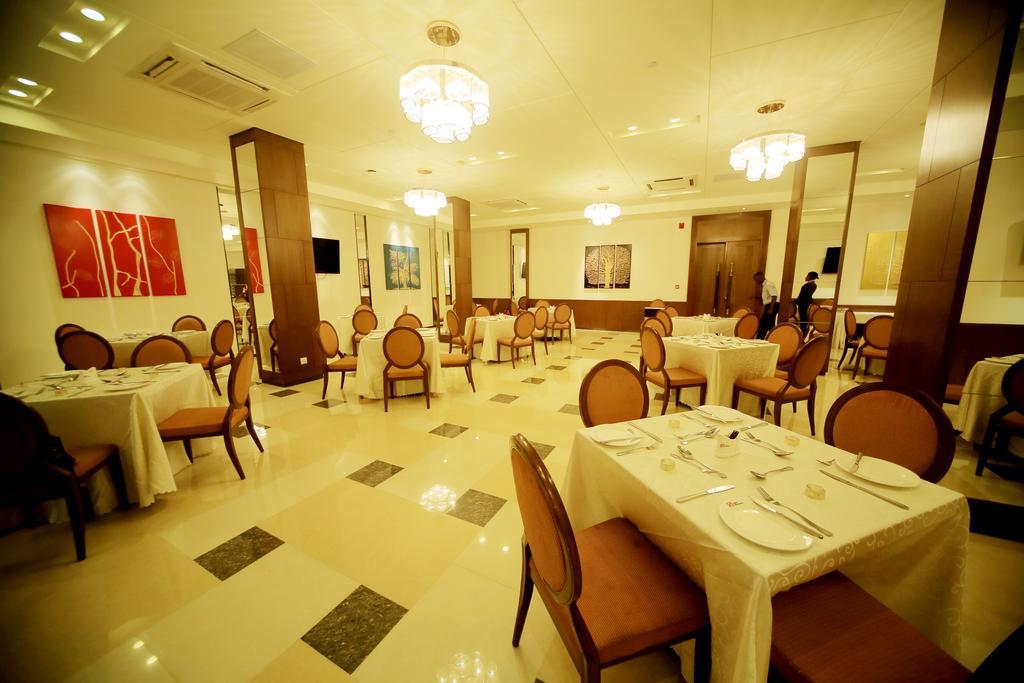 Hotel Africana Kampala Luaran gambar
