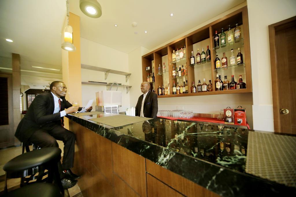 Hotel Africana Kampala Luaran gambar