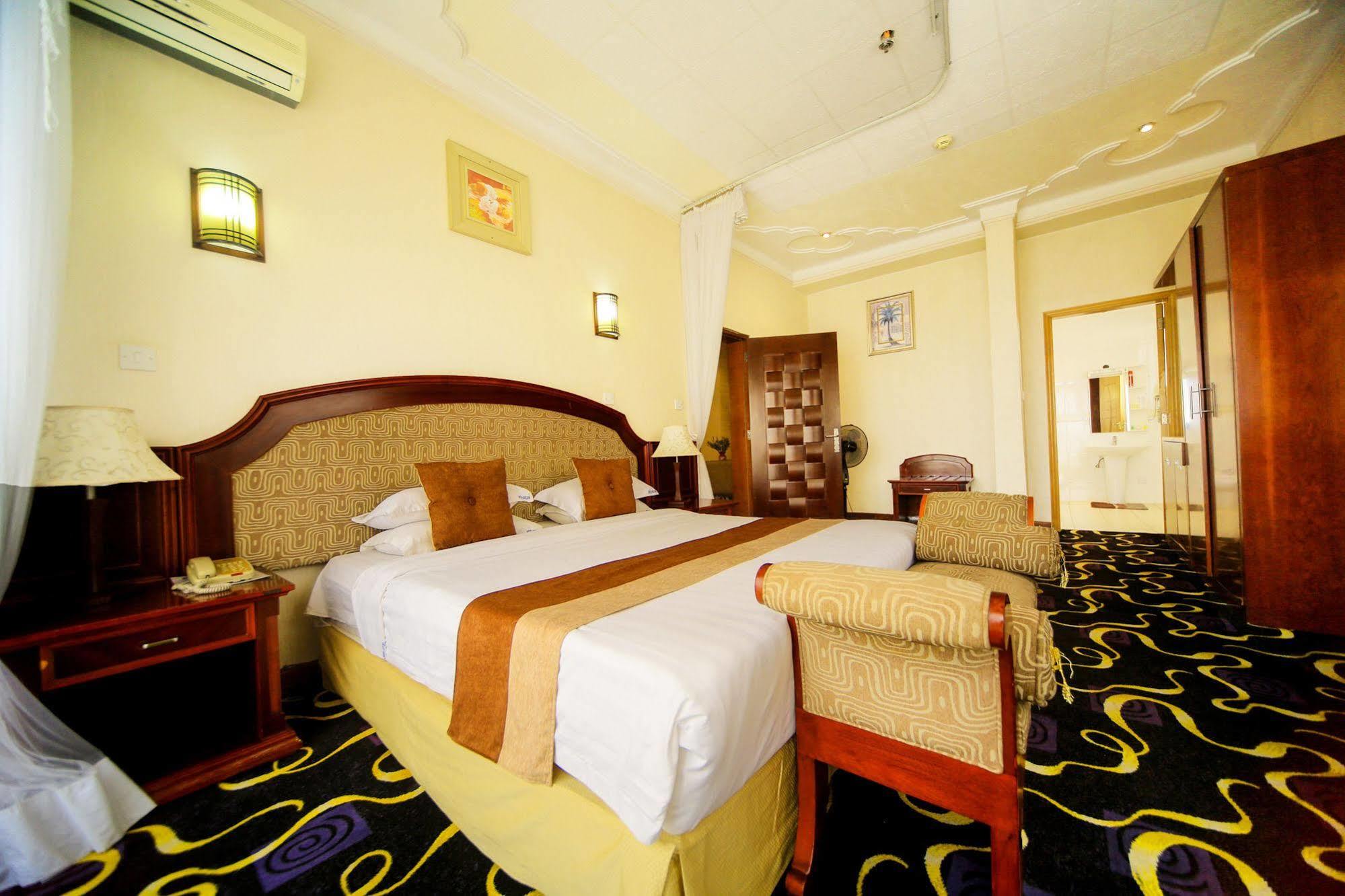 Hotel Africana Kampala Luaran gambar